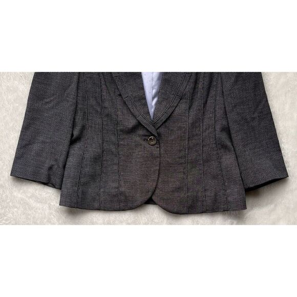 White House Black Market WHBM Cropped Blazer, Size 4 - Picture 5 of 12